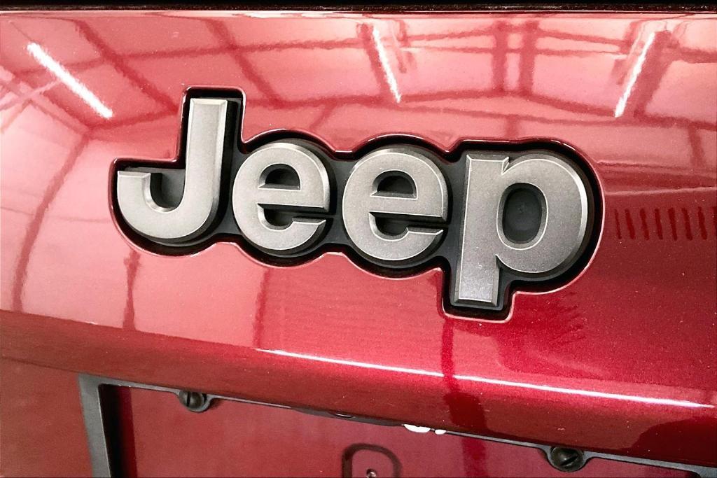 used 2021 Jeep Cherokee car, priced at $21,500