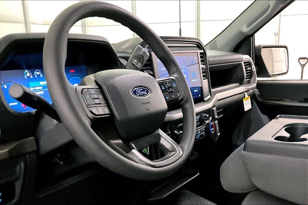 new 2025 Ford F-150 car, priced at $41,265