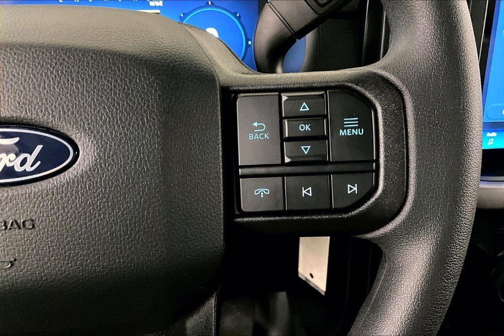 new 2025 Ford F-150 car, priced at $41,672