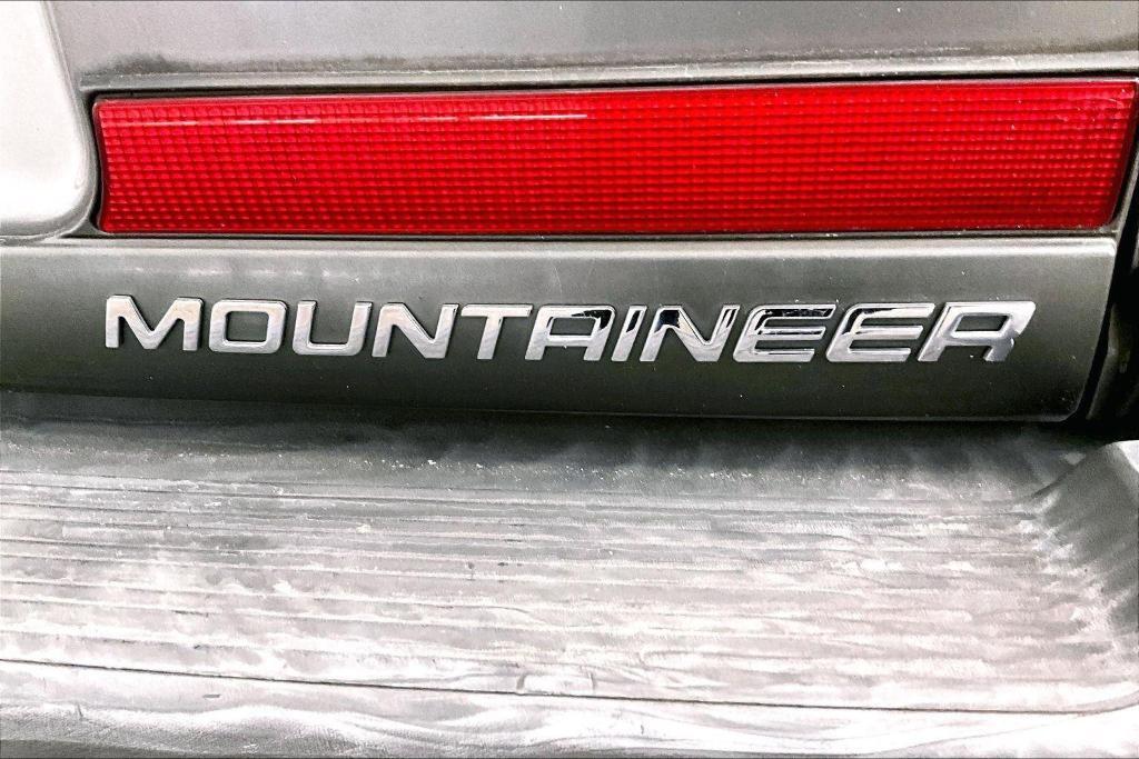 used 2000 Mercury Mountaineer car, priced at $3,977