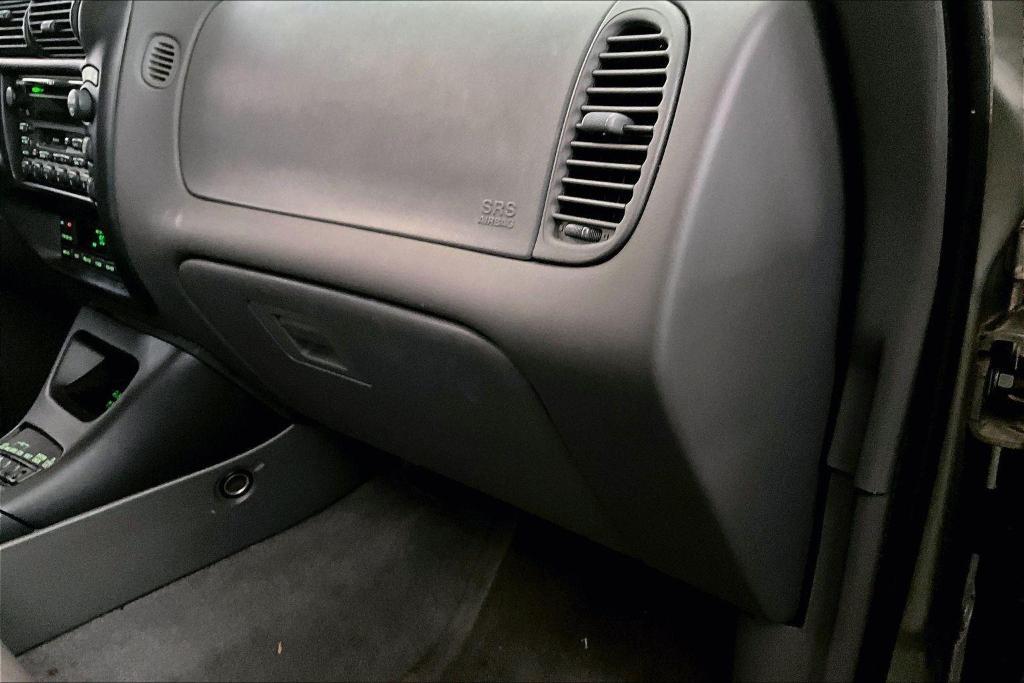 used 2000 Mercury Mountaineer car, priced at $3,977