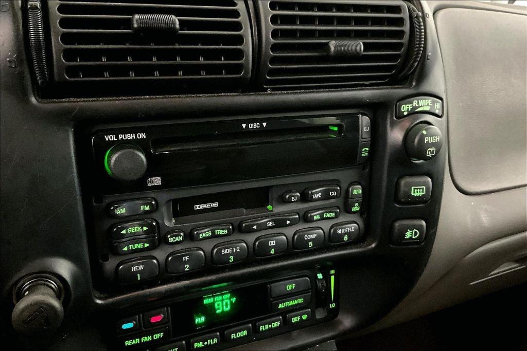 used 2000 Mercury Mountaineer car, priced at $3,977