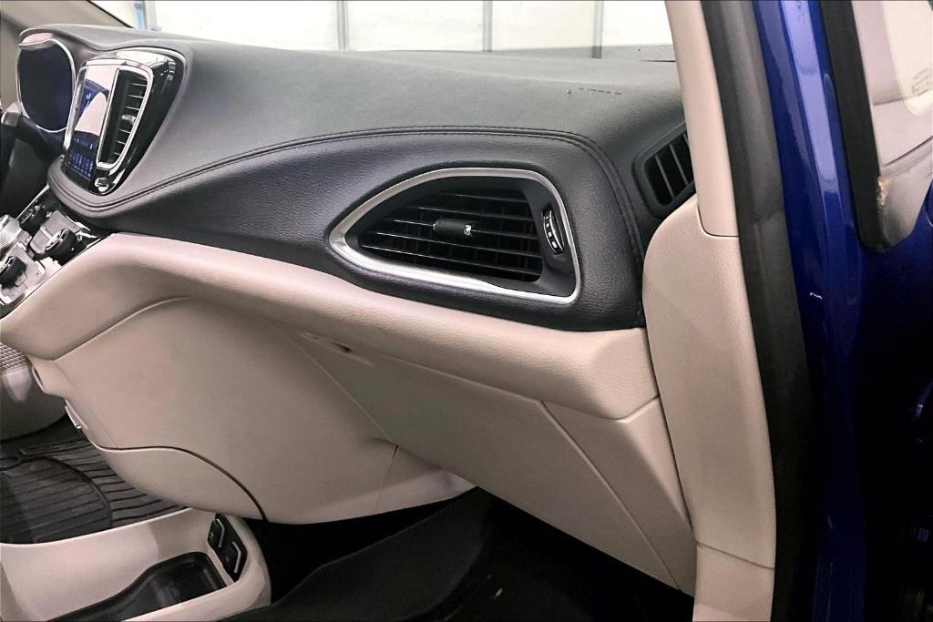 used 2020 Chrysler Pacifica car, priced at $19,977