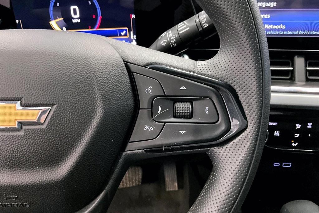 used 2025 Chevrolet Trax car, priced at $23,750