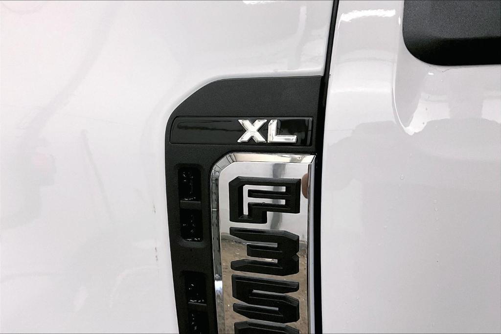 new 2025 Ford F-350 car, priced at $52,517