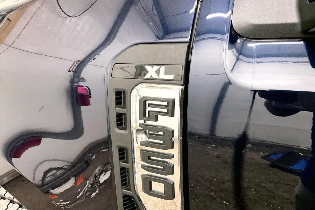new 2025 Ford F-350 car, priced at $54,193