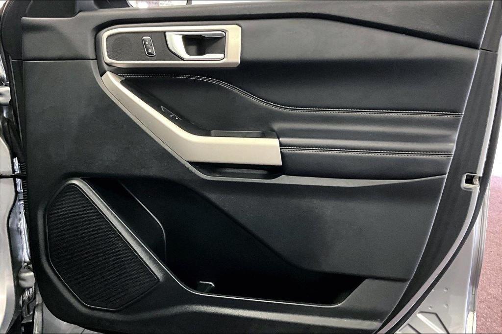 used 2022 Ford Explorer car, priced at $29,000