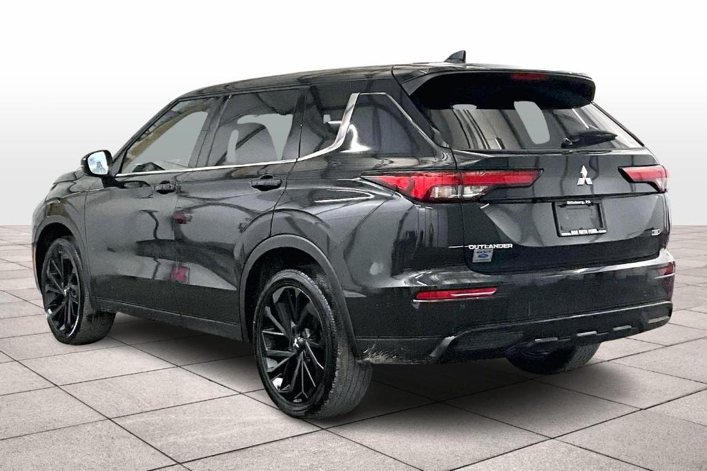 used 2023 Mitsubishi Outlander car, priced at $24,500