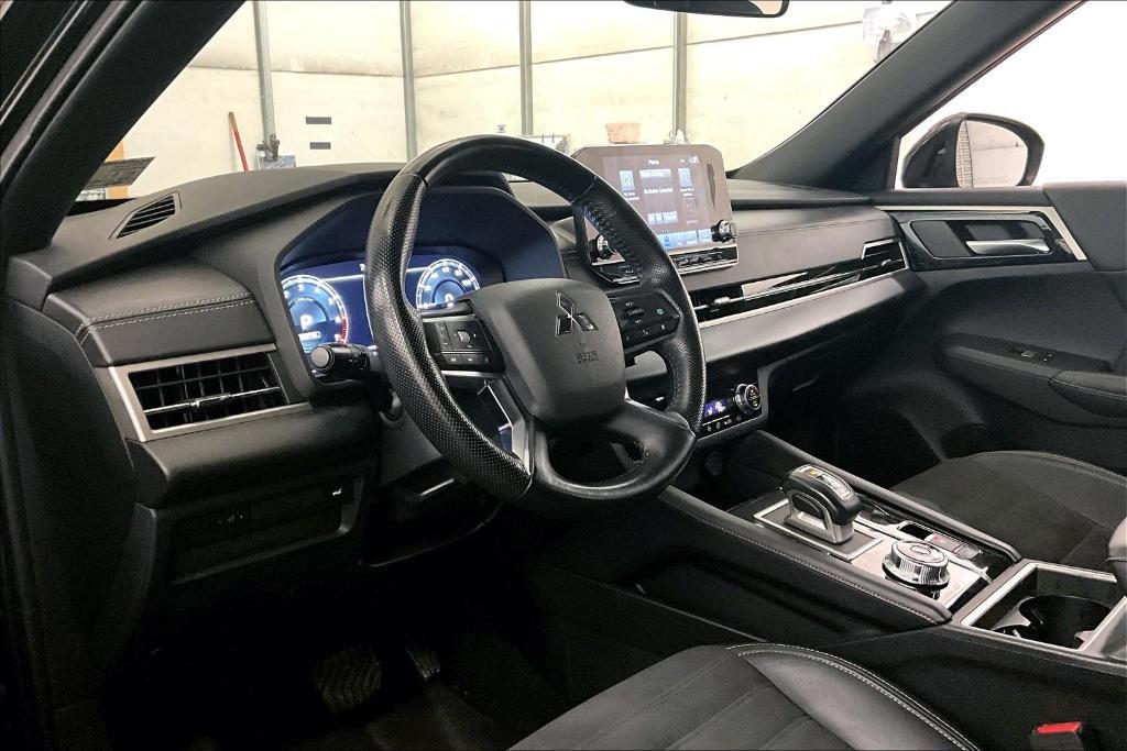 used 2023 Mitsubishi Outlander car, priced at $24,500