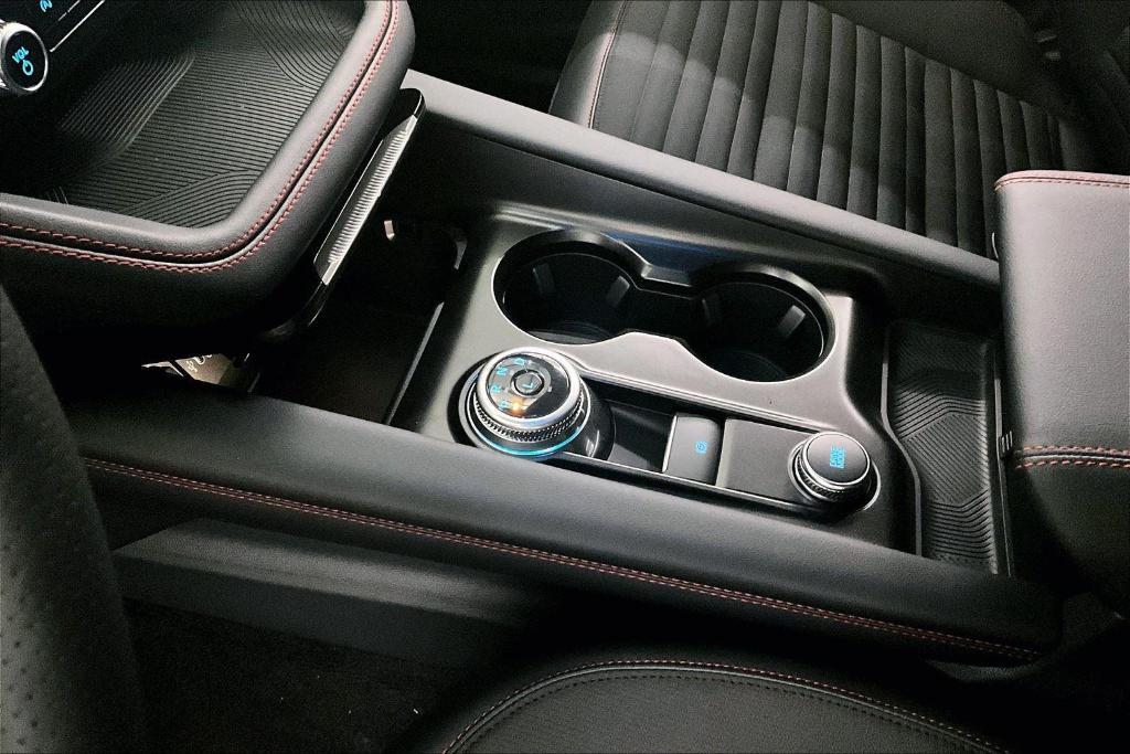 new 2025 Ford Explorer car, priced at $46,000