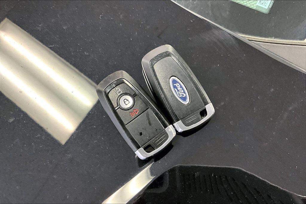 used 2022 Ford Edge car, priced at $24,000