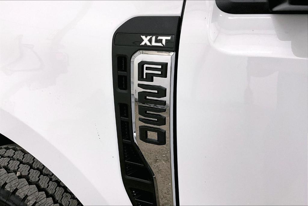 new 2025 Ford F-250 car, priced at $57,500