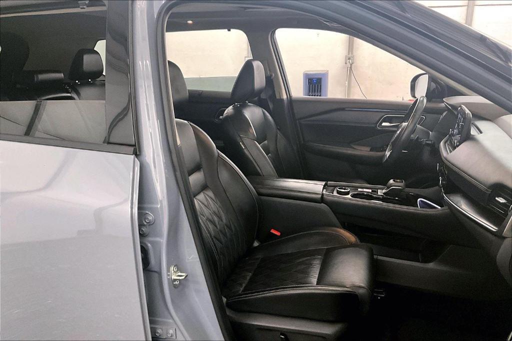 used 2021 Nissan Rogue car, priced at $23,500