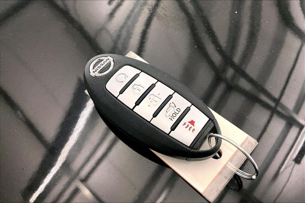 used 2018 Nissan Rogue car, priced at $13,288