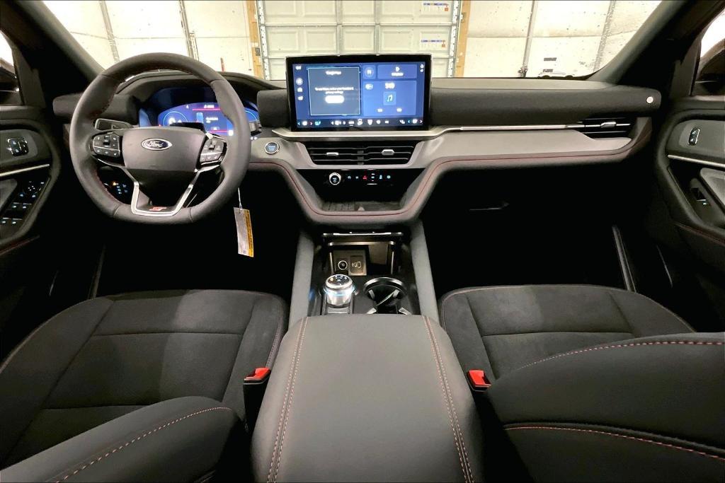 new 2025 Ford Explorer car, priced at $57,962