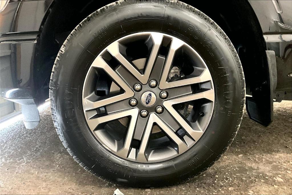 used 2021 Ford F-150 car, priced at $33,000