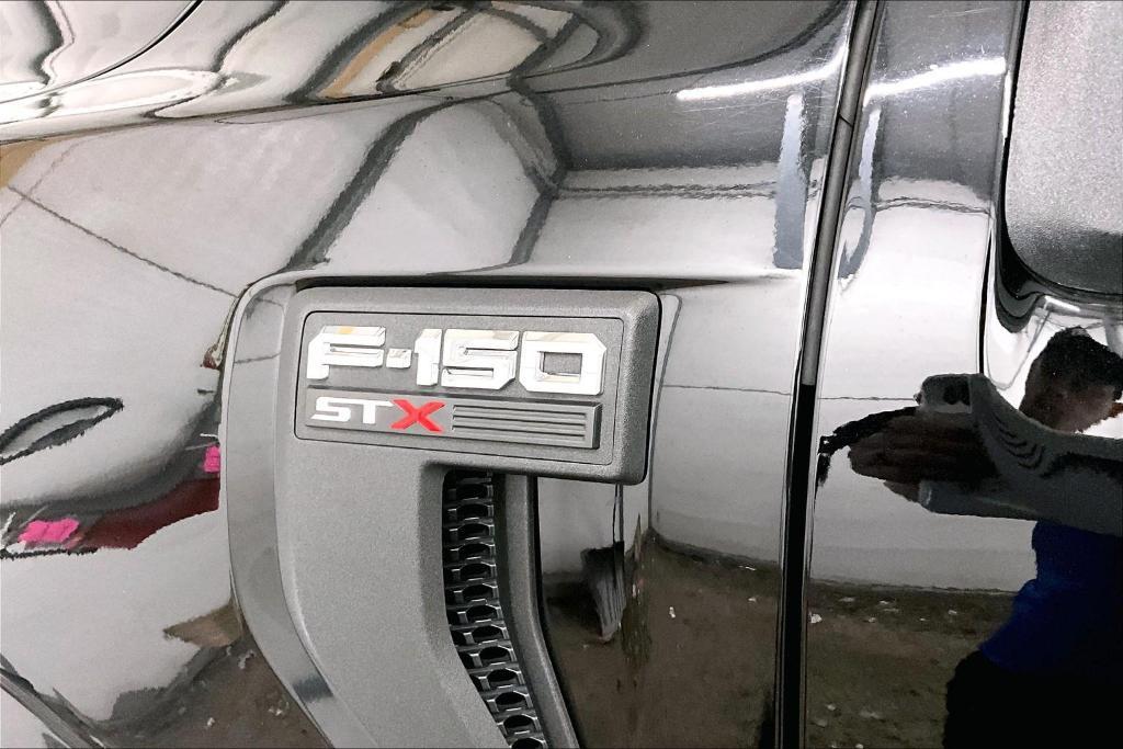 used 2021 Ford F-150 car, priced at $33,000