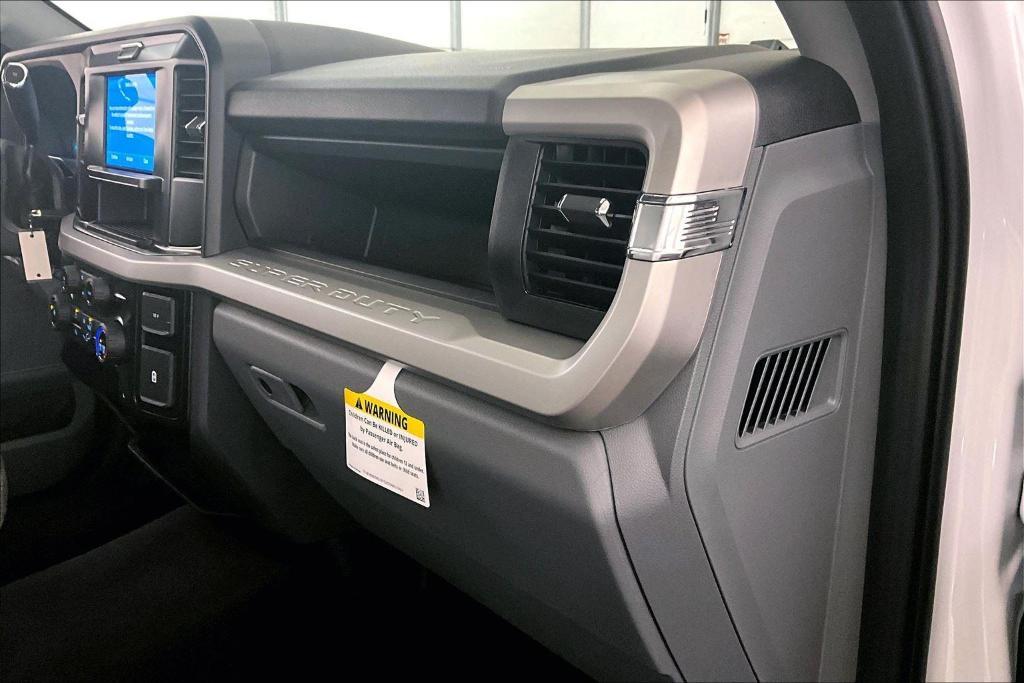 new 2025 Ford F-350 car, priced at $51,000