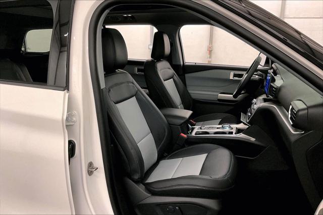 new 2024 Ford Explorer car, priced at $43,560