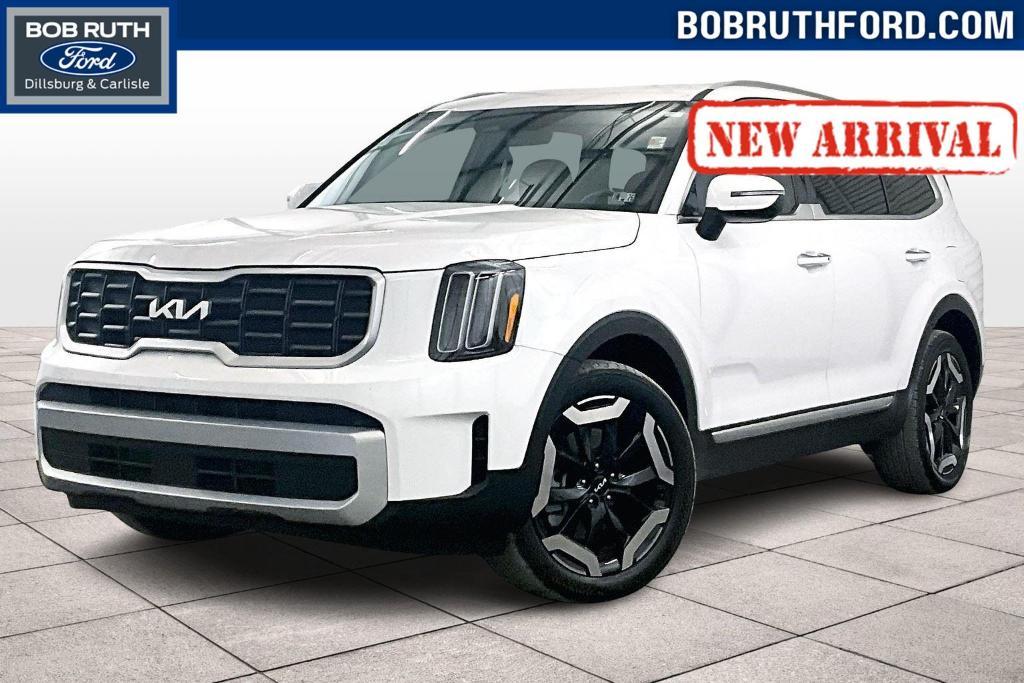 used 2023 Kia Telluride car, priced at $32,000
