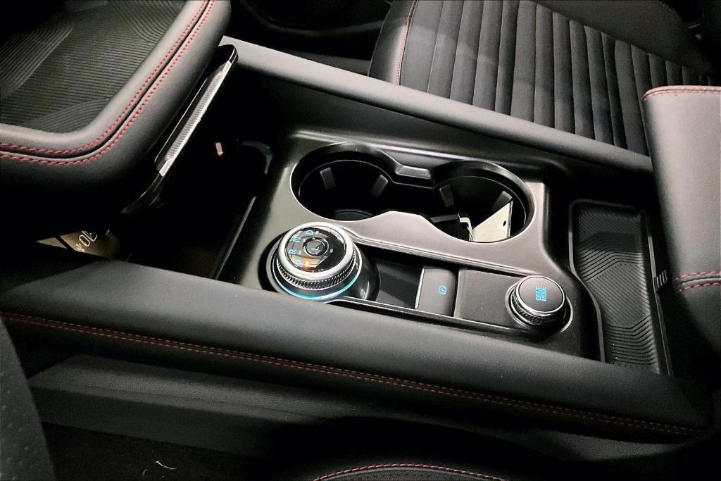 new 2025 Ford Explorer car, priced at $45,998