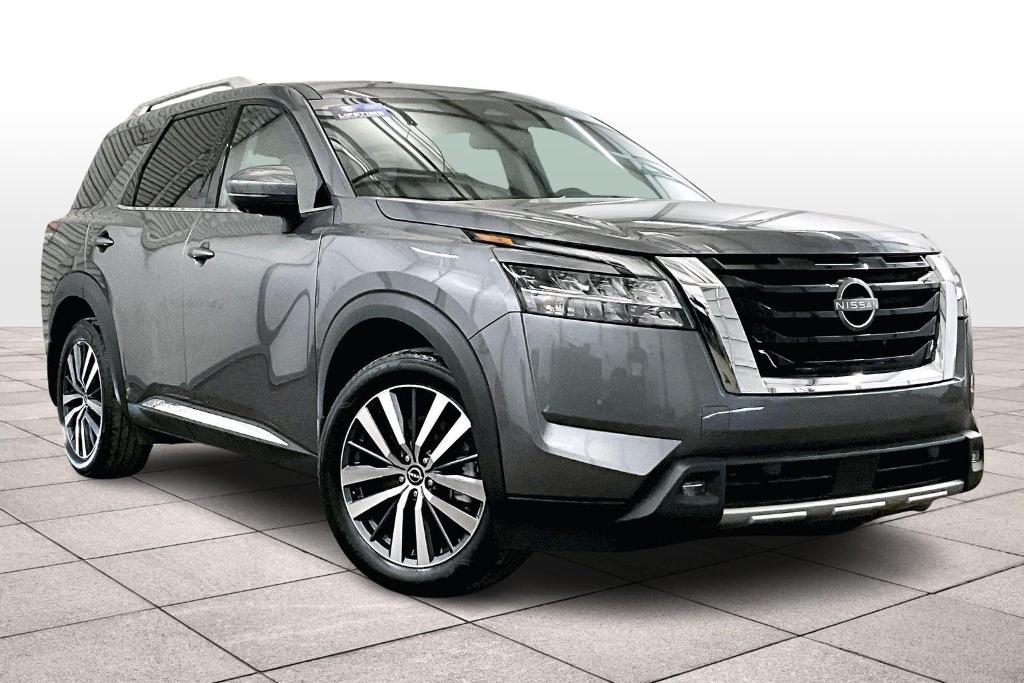 used 2022 Nissan Pathfinder car, priced at $36,000