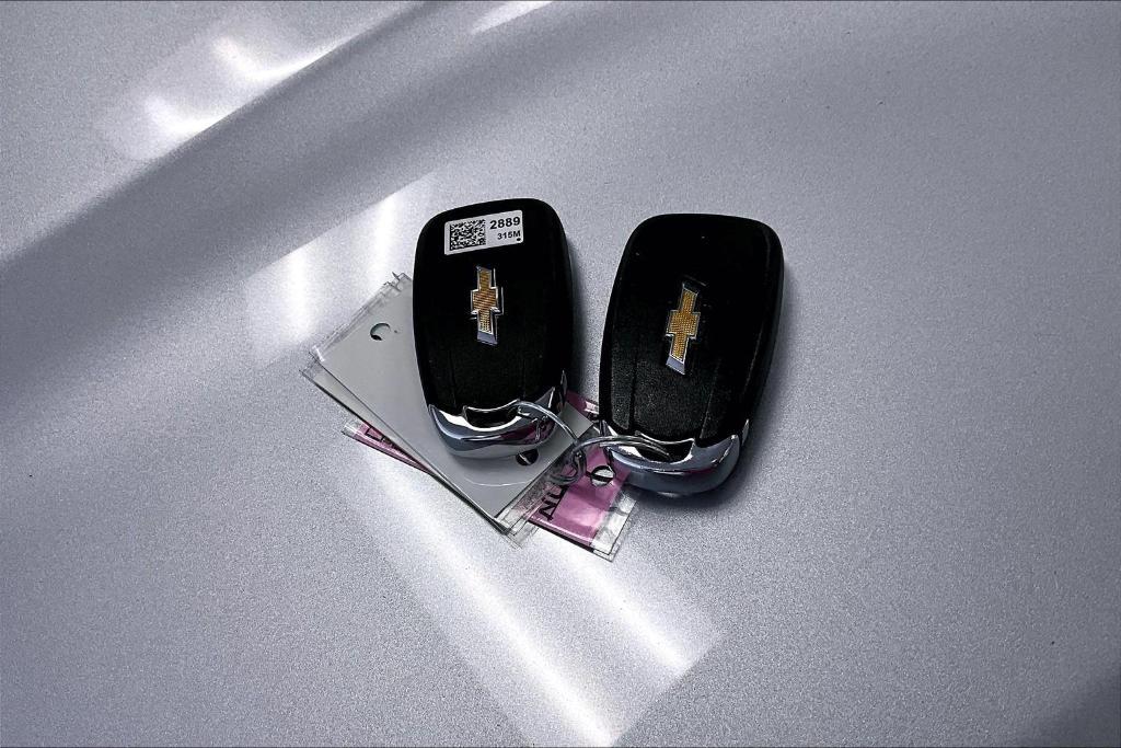 used 2022 Chevrolet Equinox car, priced at $23,000