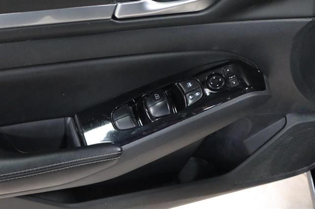 used 2023 Nissan Altima car, priced at $20,399