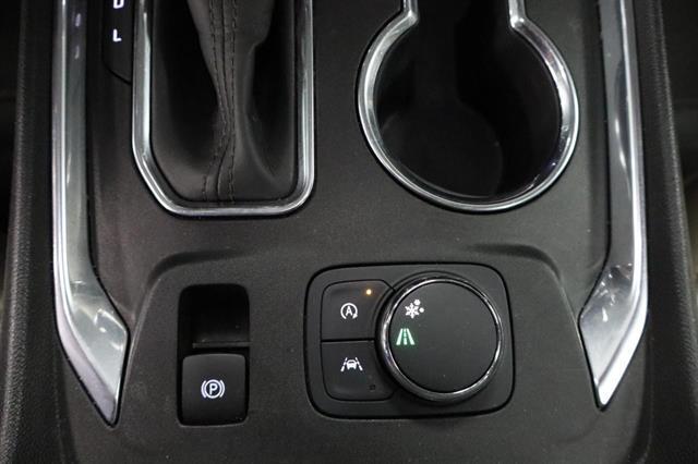 used 2023 Chevrolet Traverse car, priced at $32,399