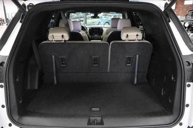 used 2023 Chevrolet Traverse car, priced at $32,399