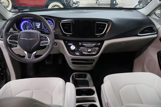 used 2017 Chrysler Pacifica car, priced at $12,995