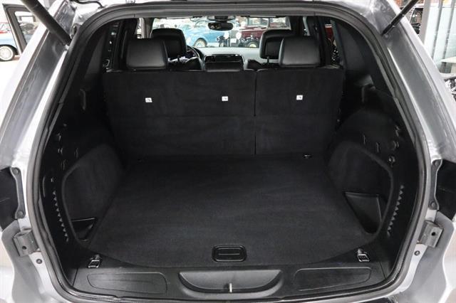 used 2020 Jeep Grand Cherokee car, priced at $25,999