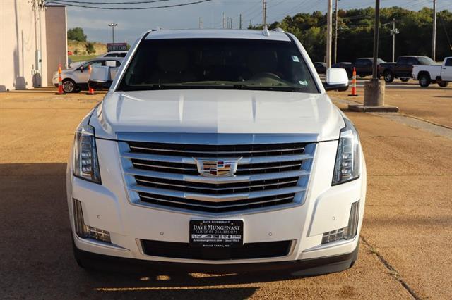 used 2019 Cadillac Escalade ESV car, priced at $30,995