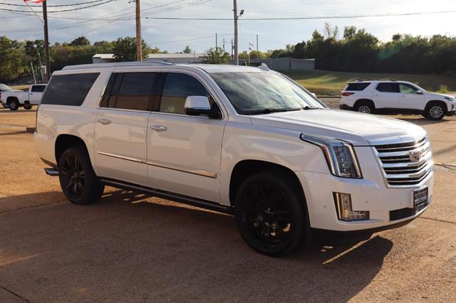 used 2019 Cadillac Escalade ESV car, priced at $30,995