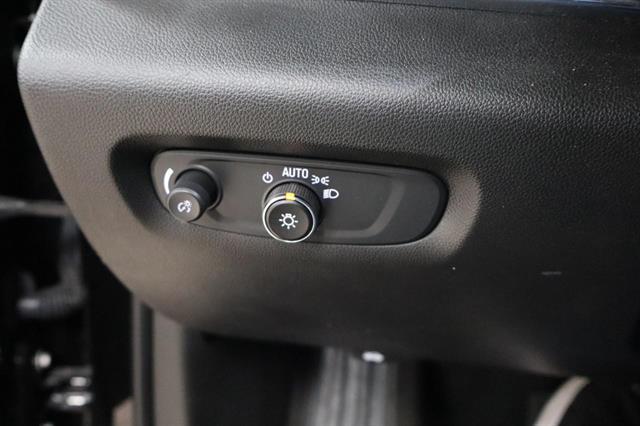 used 2023 Chevrolet Traverse car, priced at $28,995