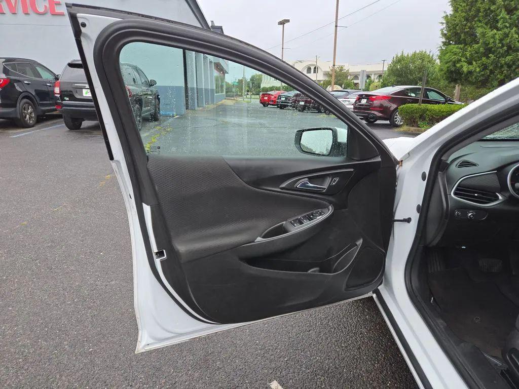 used 2023 Chevrolet Malibu car, priced at $12,960