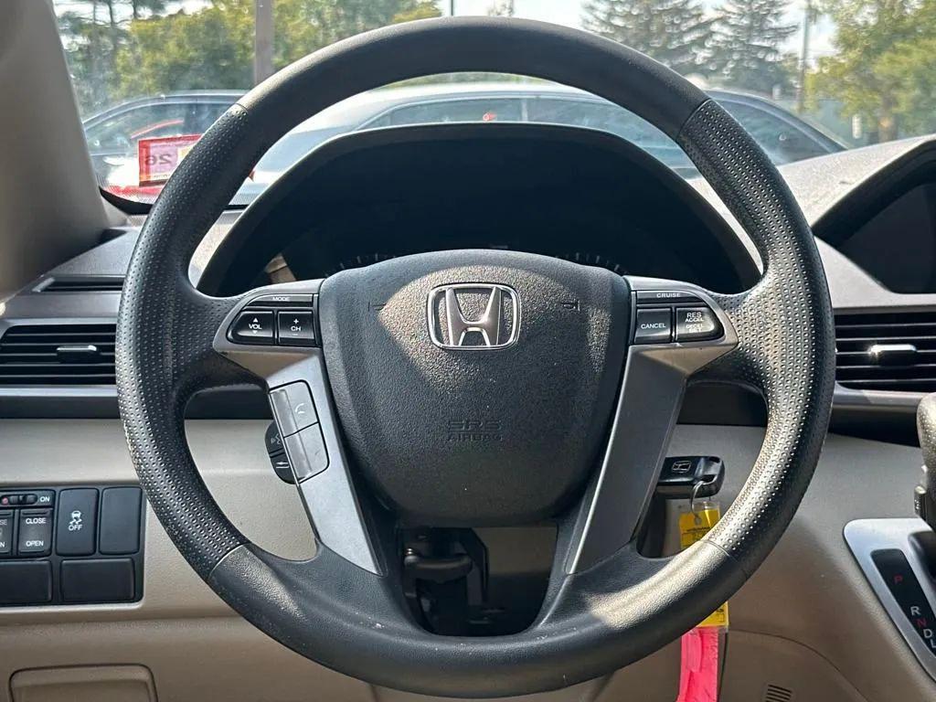 used 2013 Honda Odyssey car, priced at $4,560