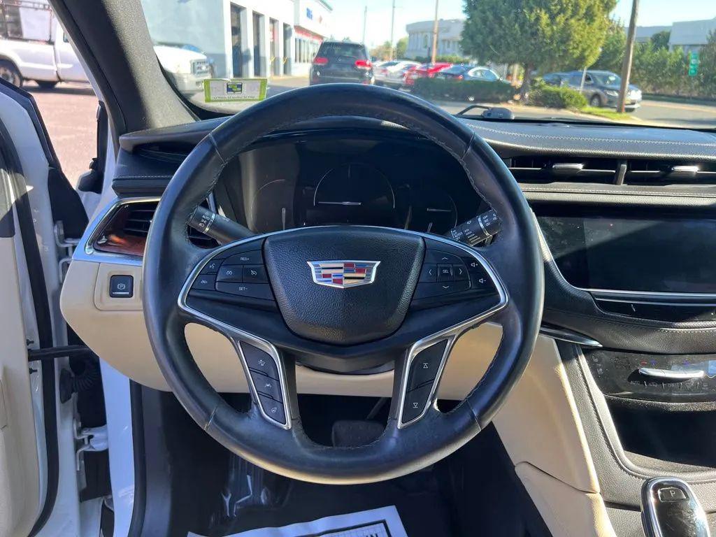 used 2017 Cadillac XT5 car, priced at $13,707
