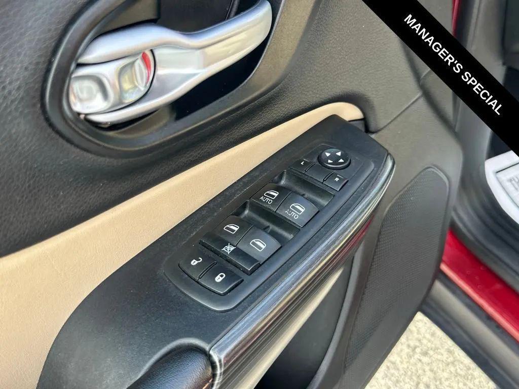 used 2015 Jeep Cherokee car, priced at $10,160