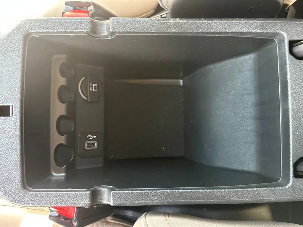 used 2015 Jeep Cherokee car, priced at $9,433