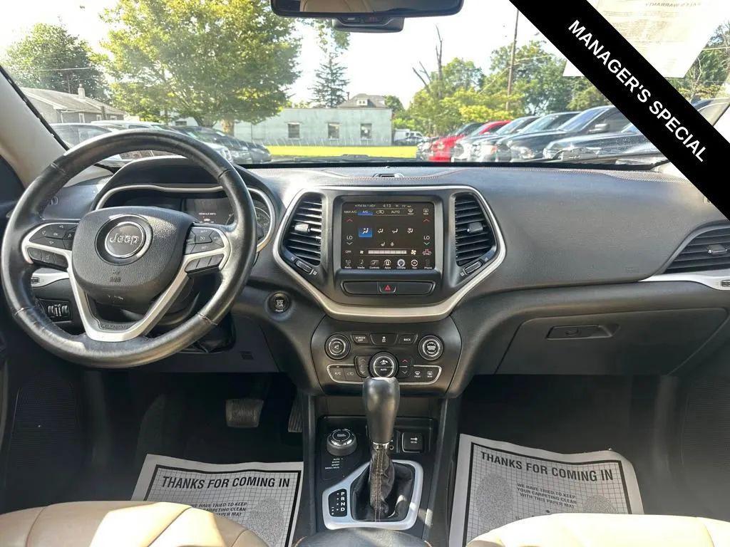 used 2015 Jeep Cherokee car, priced at $10,160