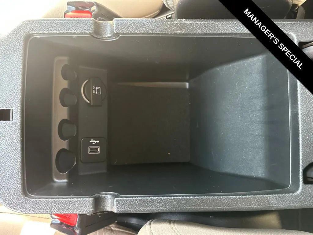 used 2015 Jeep Cherokee car, priced at $10,160