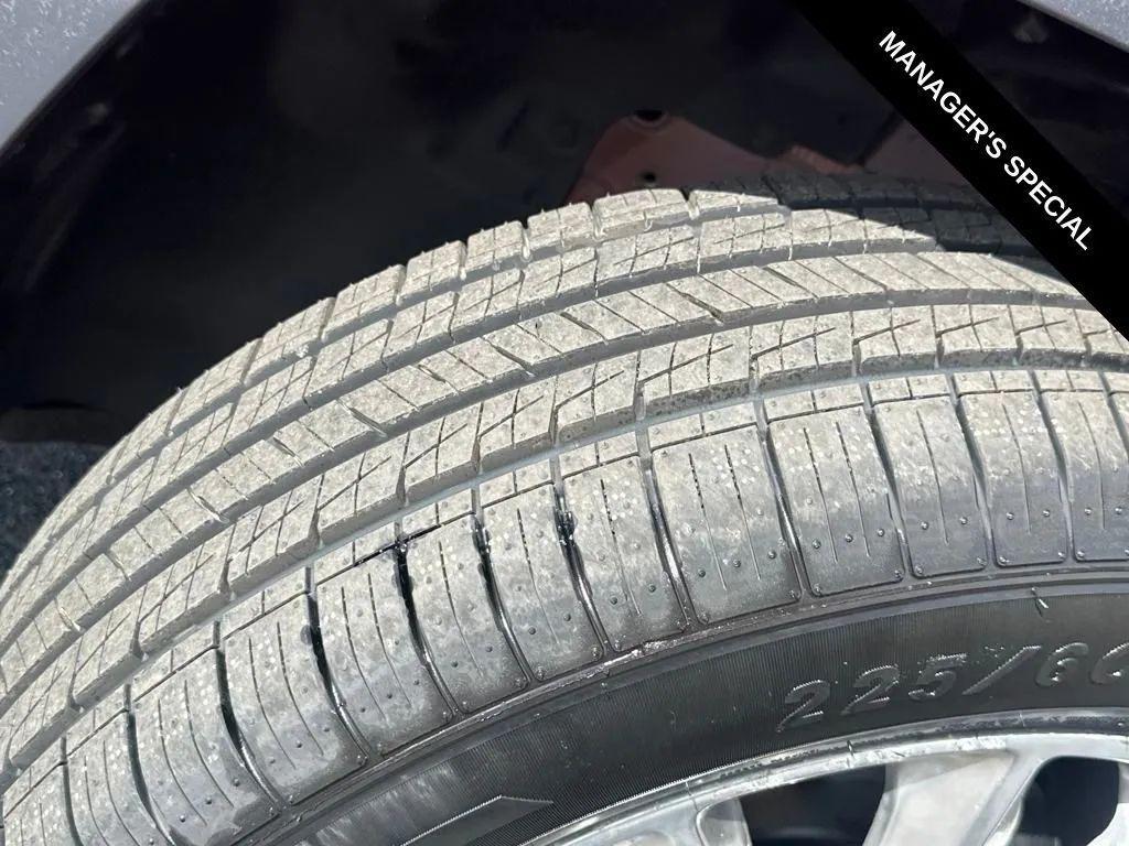 used 2015 Jeep Cherokee car, priced at $10,160