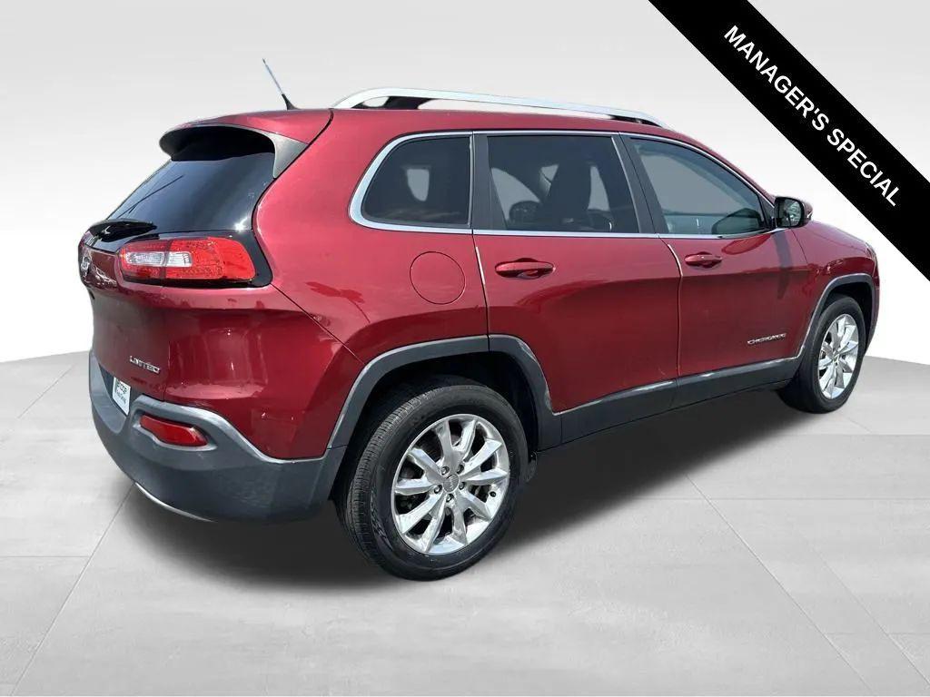 used 2015 Jeep Cherokee car, priced at $10,160