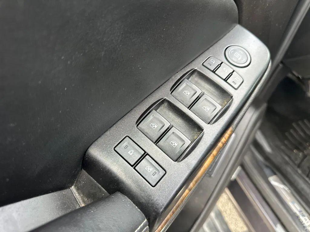 used 2016 GMC Yukon car, priced at $19,954