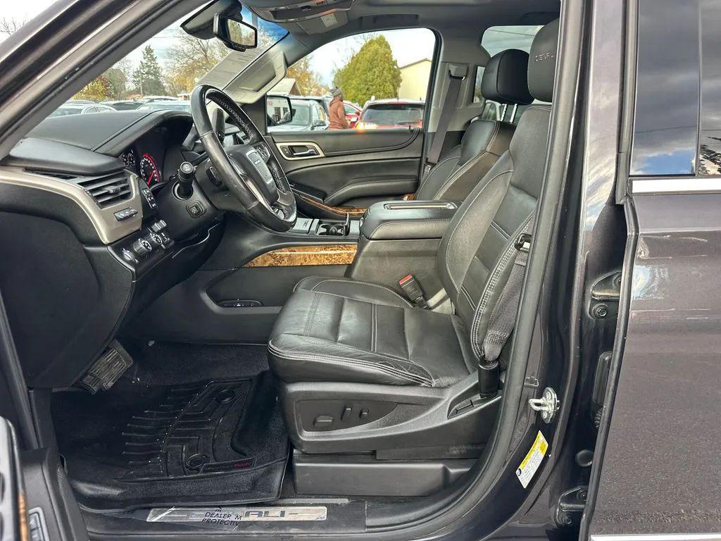 used 2016 GMC Yukon car, priced at $19,954