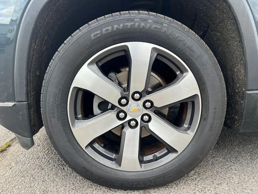 used 2020 Chevrolet Traverse car, priced at $14,443