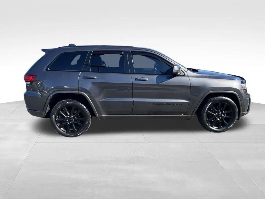used 2018 Jeep Grand Cherokee car, priced at $10,985