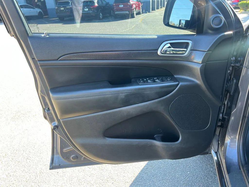 used 2018 Jeep Grand Cherokee car, priced at $10,985