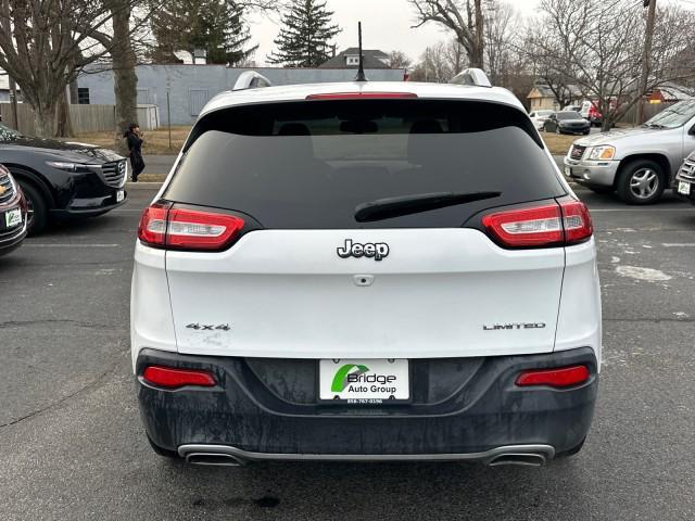 used 2015 Jeep Cherokee car, priced at $10,660